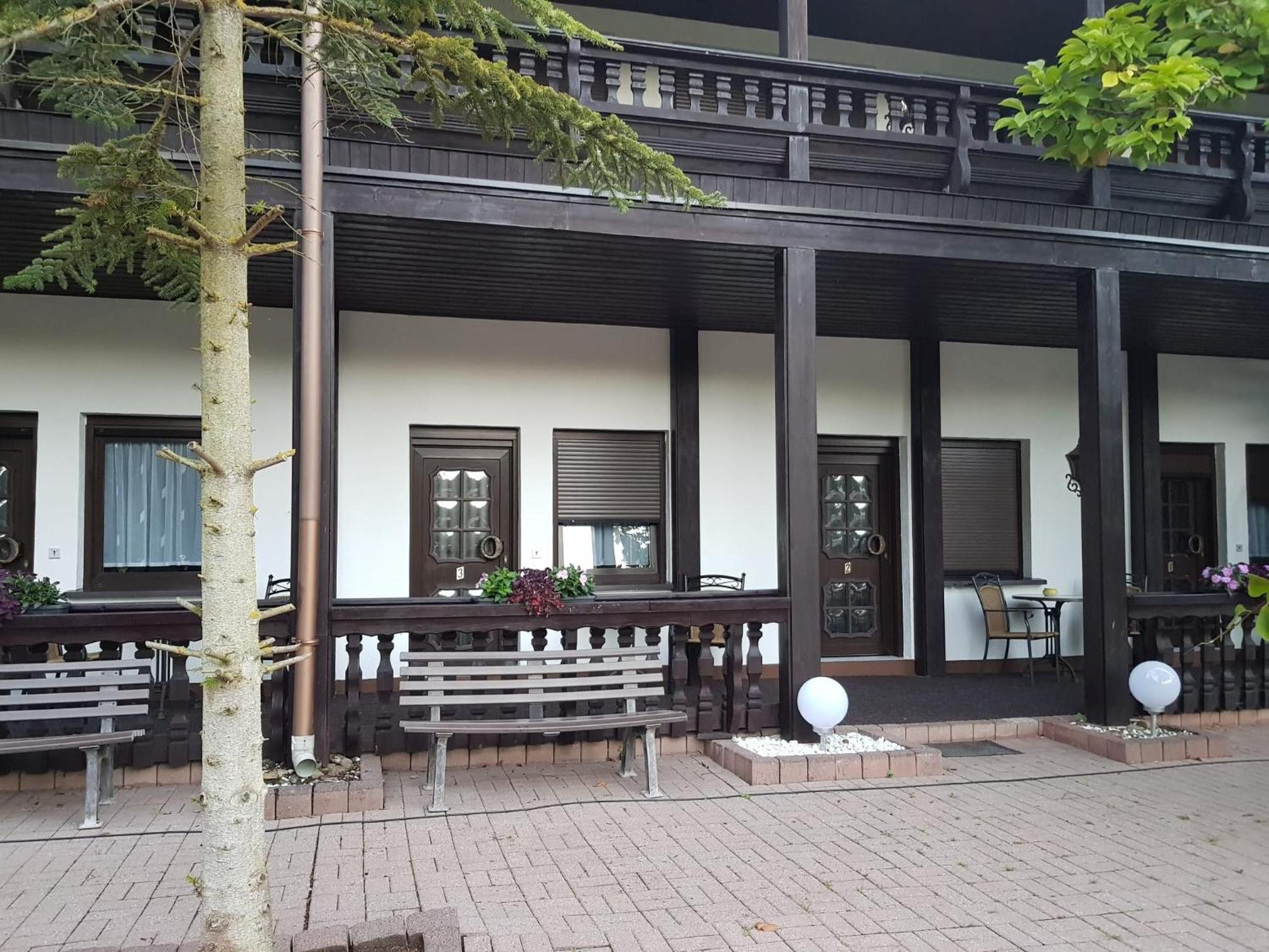 Motel Zur Festwiese Gierstädt 외부 사진