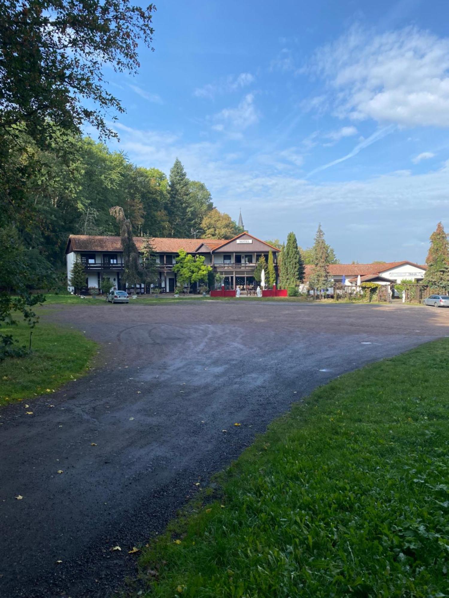 Motel Zur Festwiese Gierstädt 외부 사진