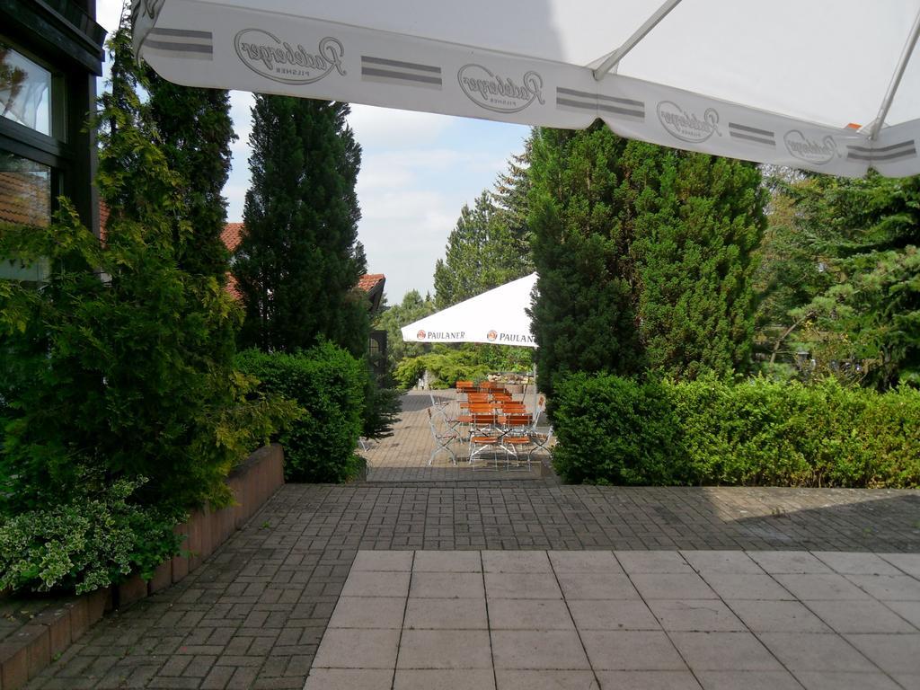Motel Zur Festwiese Gierstädt 외부 사진