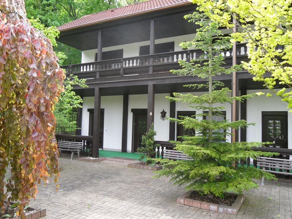 Motel Zur Festwiese Gierstädt 외부 사진