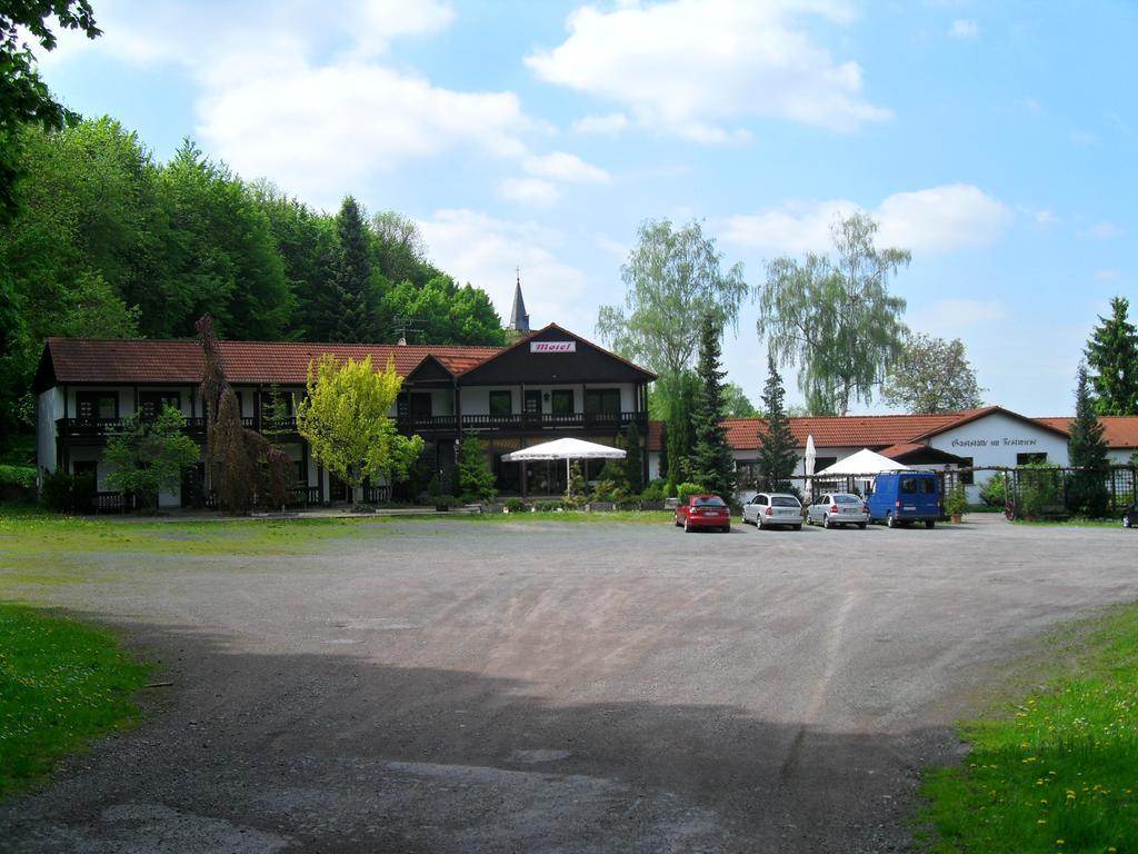Motel Zur Festwiese Gierstädt 외부 사진